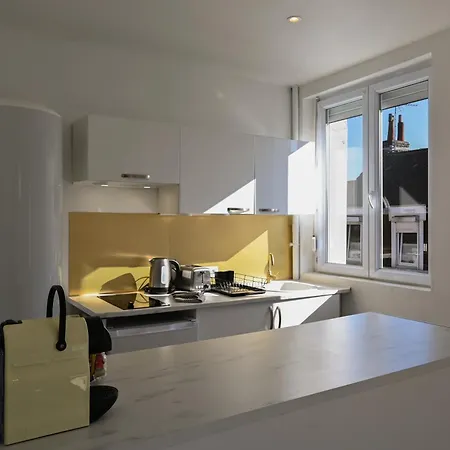 Chic 2-4 Personnes Centre Apartman